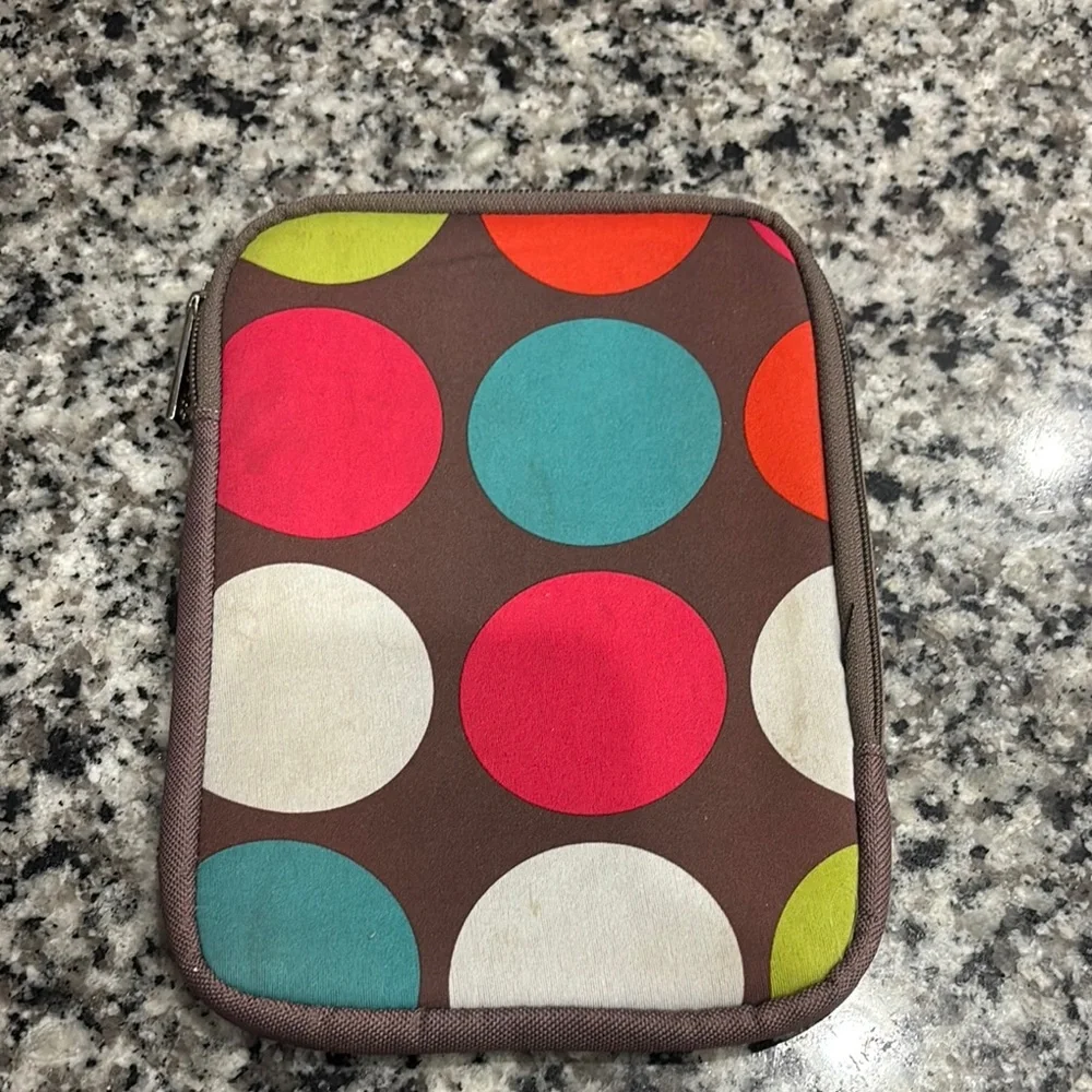 Studio C eReader Sleeve GUC